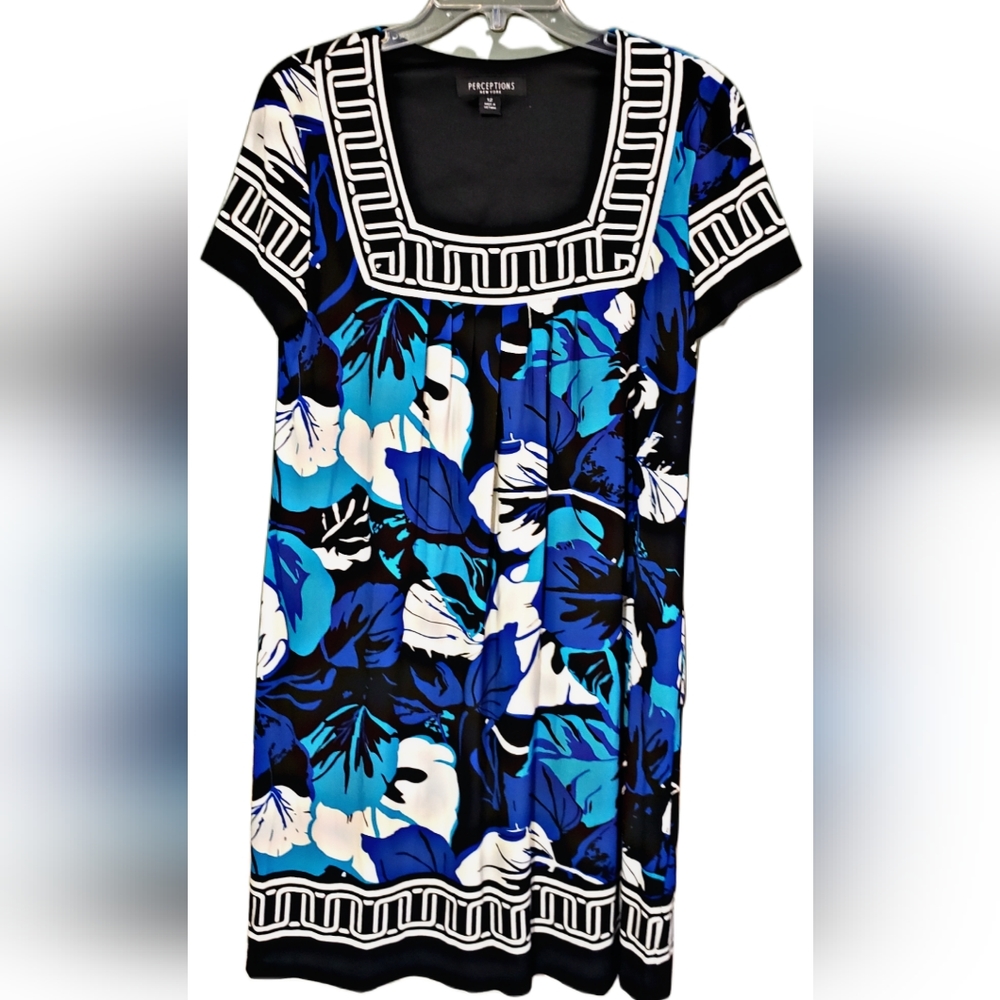 Womens' Shift Floral Dress- Blue White Black Print Sz 12 Short Sleeved